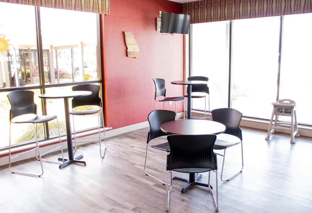 Econo Lodge Видалия Екстериор снимка